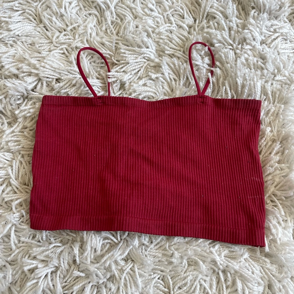urban outfitters crop tank!